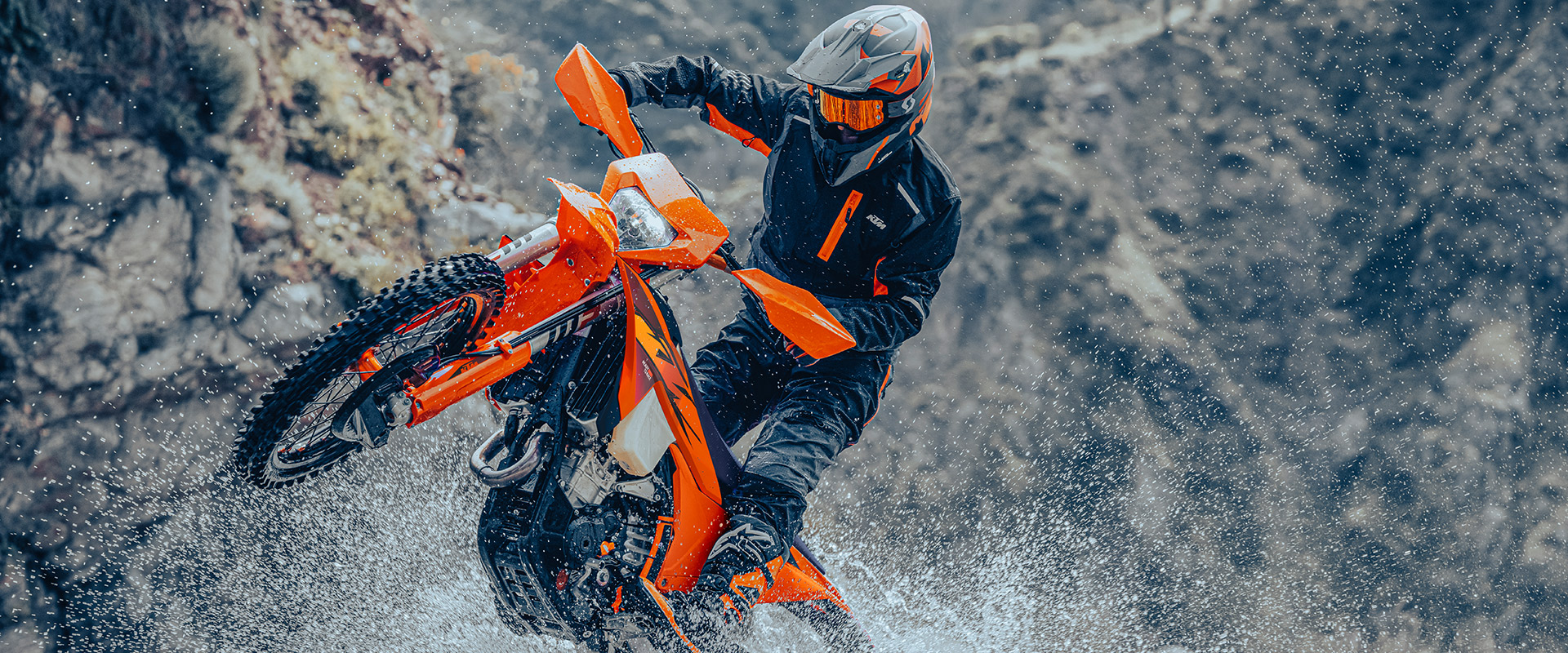 KTM Enduro 250 EXC-F 2026 photo KTM Enduro 250 EXC-F 2026 photo